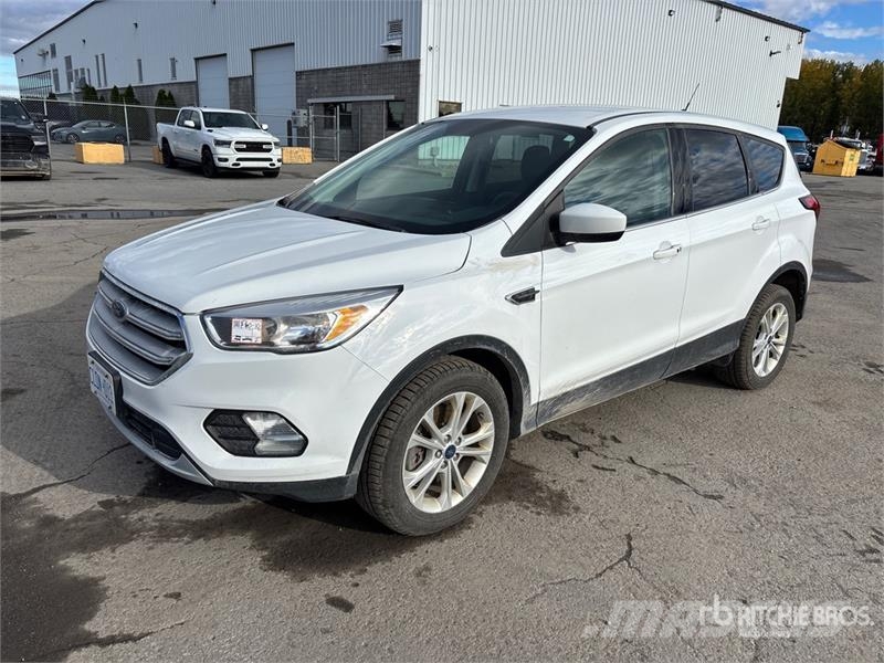 Ford Escape SE 4WD SUV 汽车