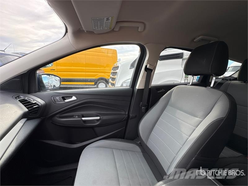 Ford Escape SE 4WD SUV Auto's