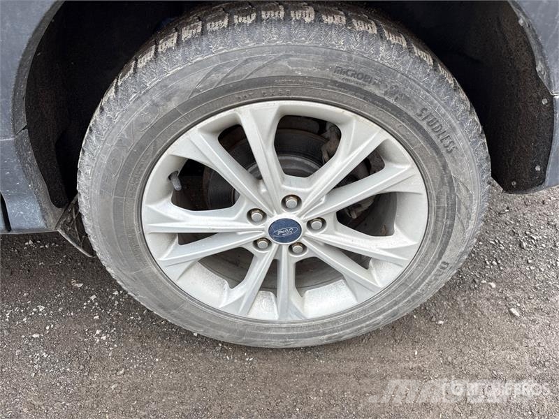 Ford Escape SE 4WD SUV Auto's