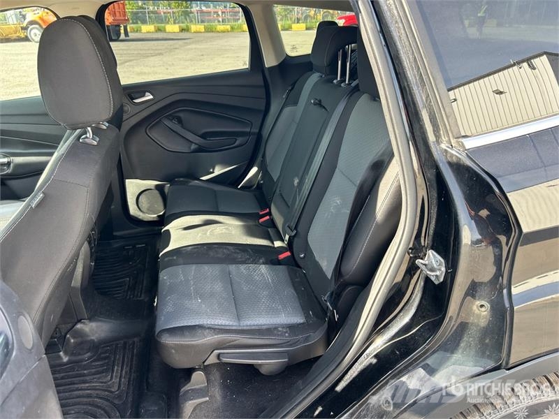 Ford Escape SE 4WD SUV 汽车
