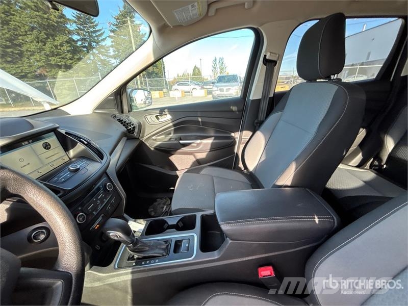 Ford Escape SE 4WD SUV Automobili