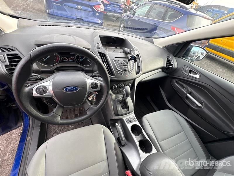 Ford Escape SE 4WD SUV Auto's