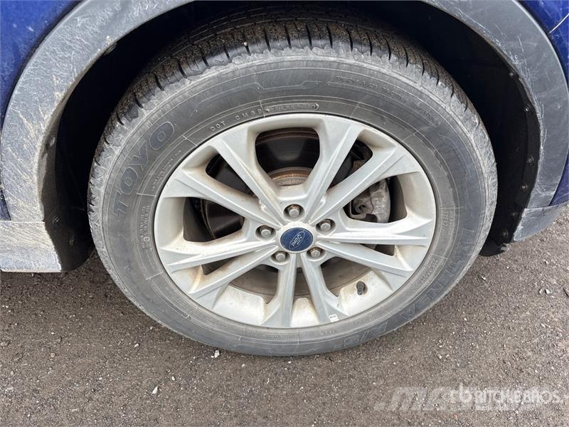 Ford Escape SE 4WD SUV Автомобілі