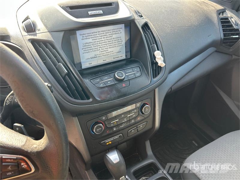 Ford Escape SE 4WD SUV 汽车