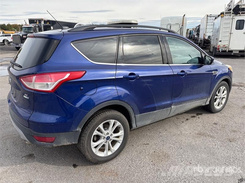 Ford Escape SE 4WD SUV Автомобілі