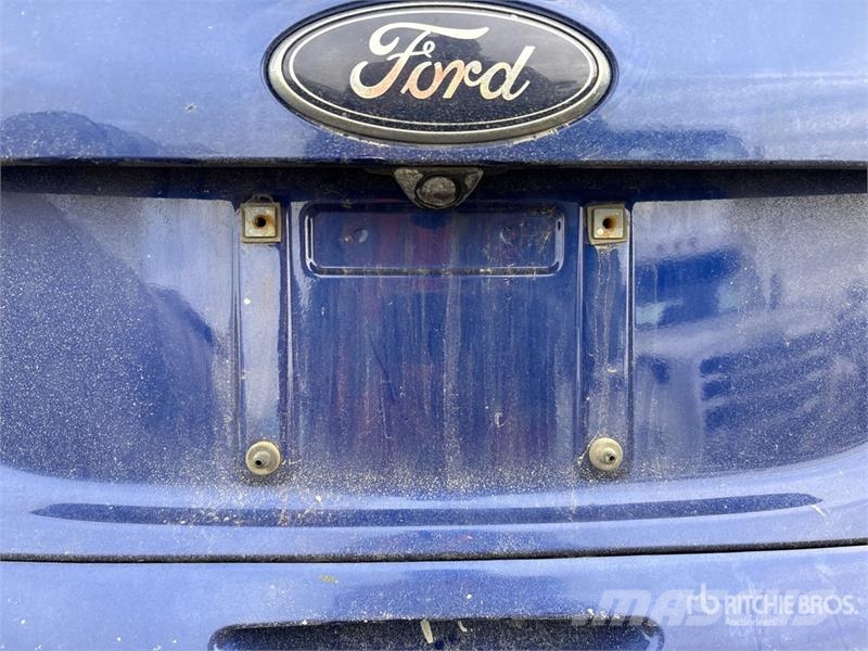 Ford Escape SE 4WD SUV Автомобілі