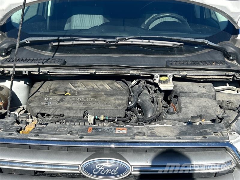 Ford Escape SE 4WD SUV Automobili