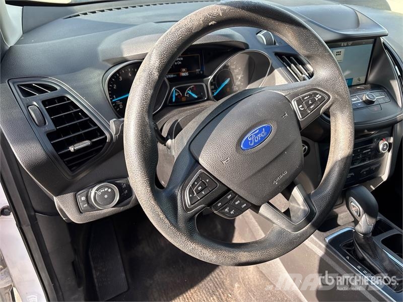 Ford Escape SE 4WD SUV 汽车