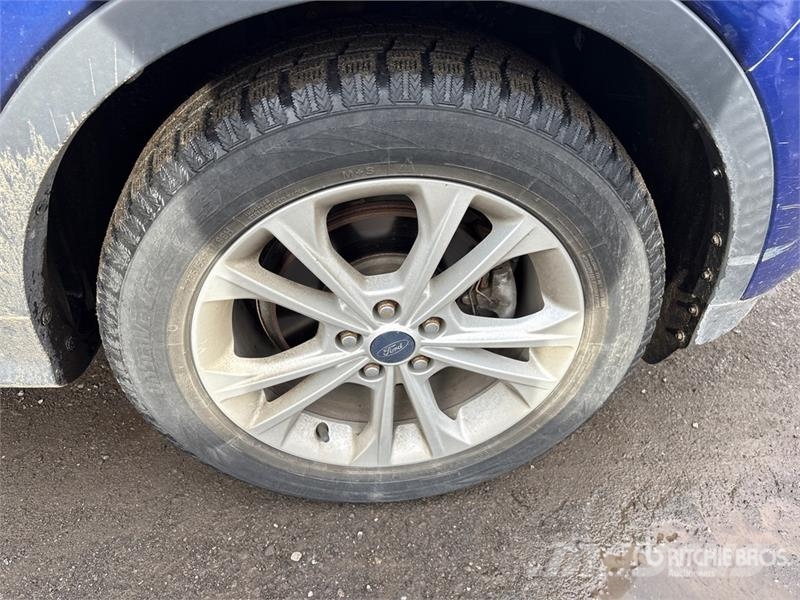 Ford Escape SE 4WD SUV Auto's