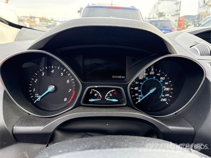 Ford Escape SE 4WD SUV Auto's