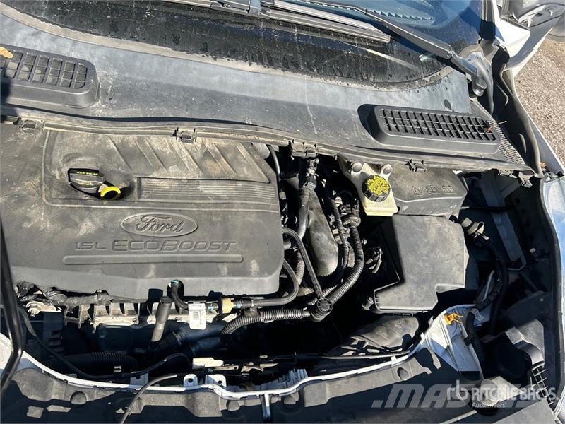 Ford Escape SE AWD SUV Kistehergépjárművek