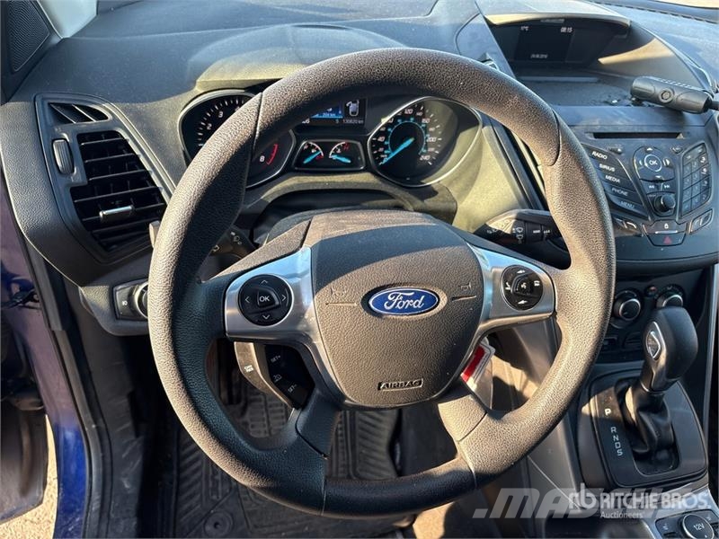 Ford Escape SUV Automobili
