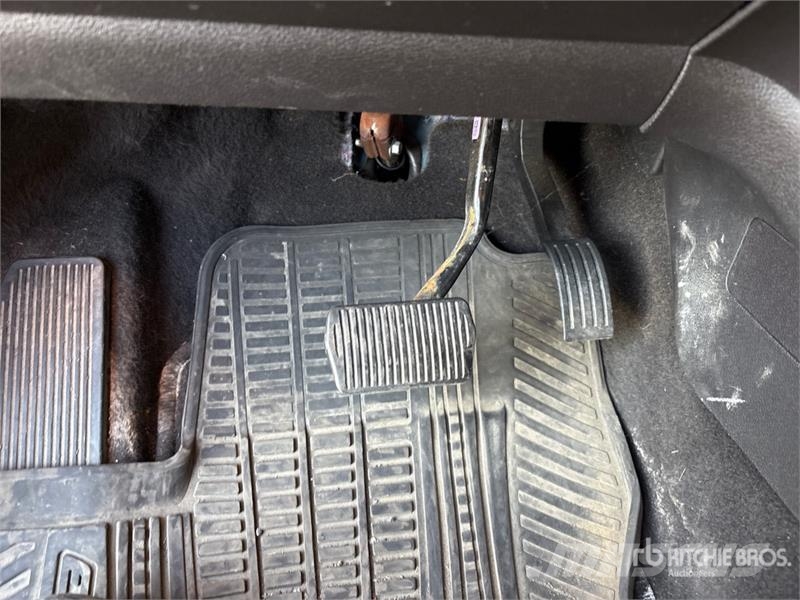 Ford Escape SUV Automobili