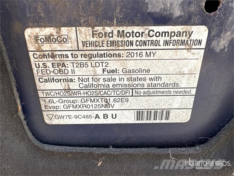 Ford Escape SUV Automobili
