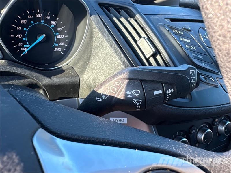 Ford Escape SUV Automobili