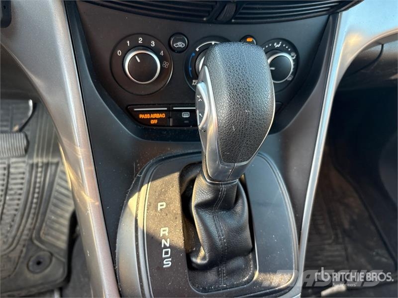 Ford Escape SUV Automobili