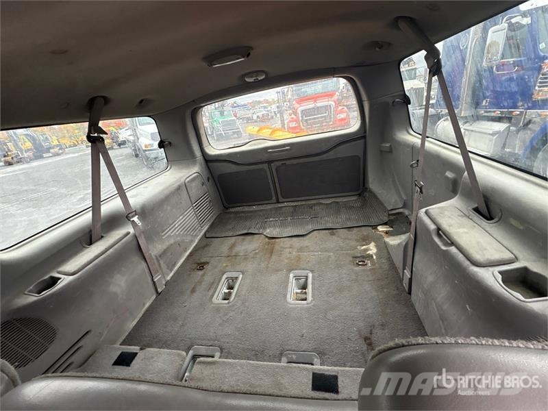 Ford Excursion 4WD SUV سيارات