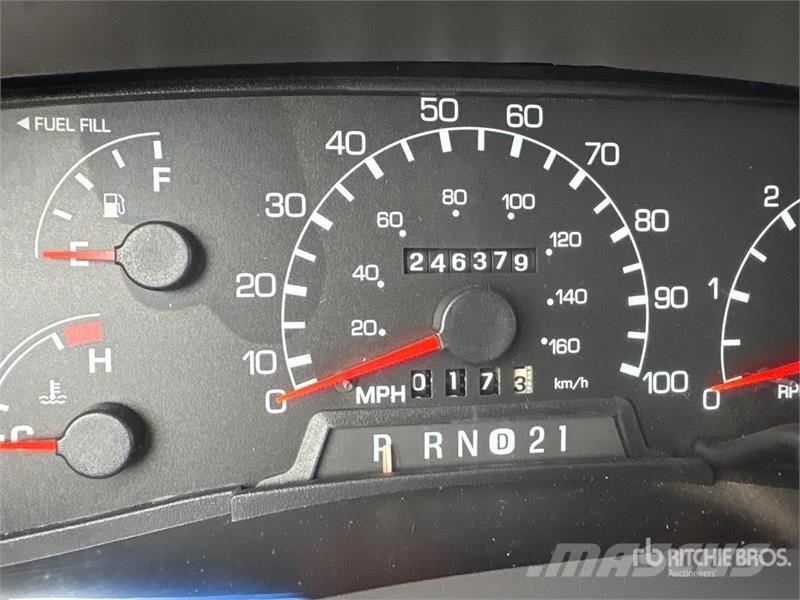 Ford Excursion SUV سيارات