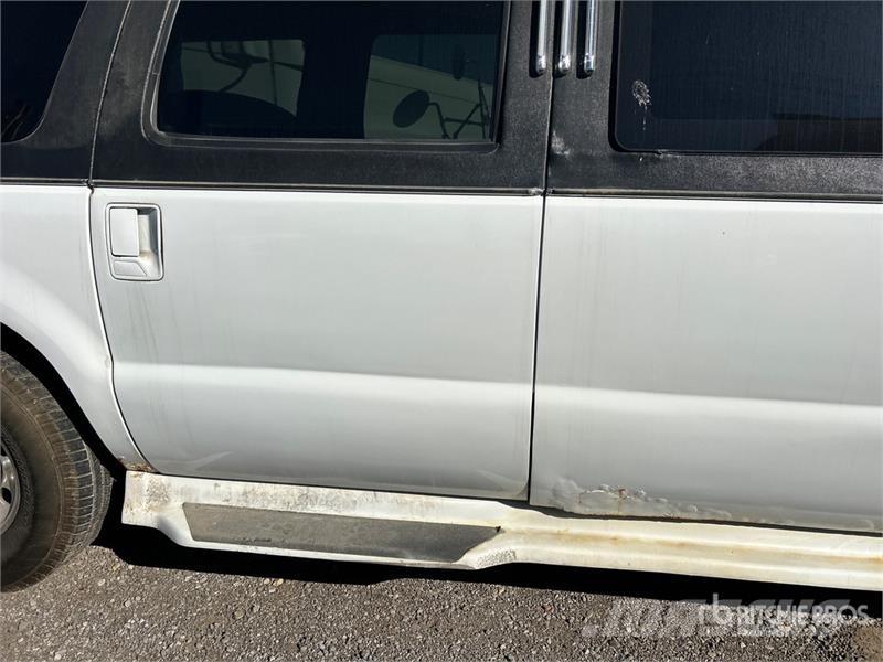 Ford Excursion XLT Limousine Коли