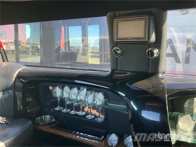 Ford Expedtion XLT Limousine 汽车