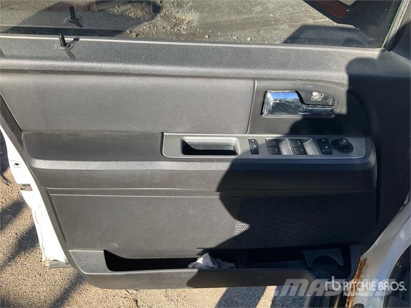 Ford Expedtion XLT Limousine 汽车