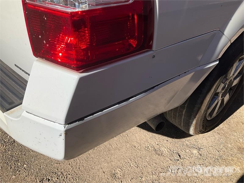 Ford Expedtion XLT Limousine 汽车