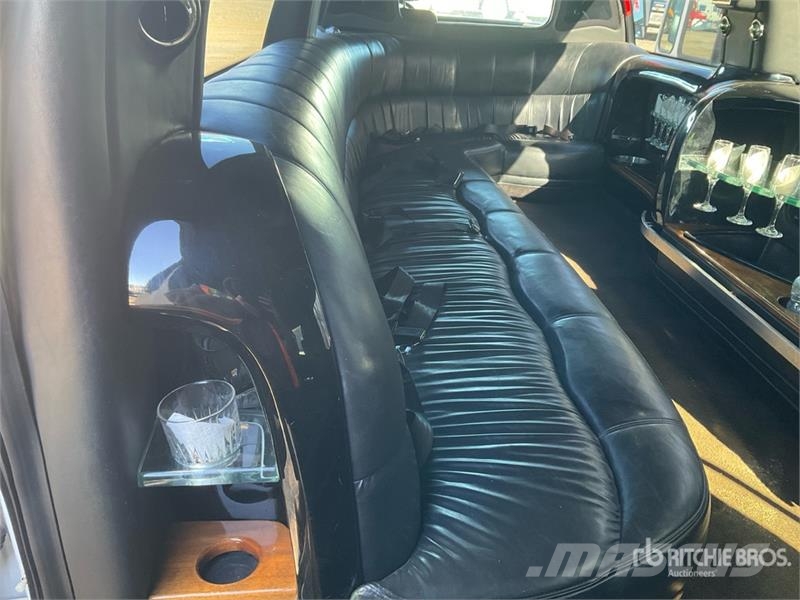 Ford Expedtion XLT Limousine 汽车