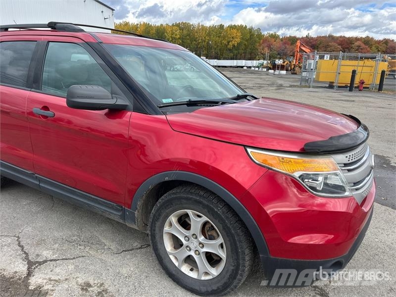 Ford Explorer Lengvieji automobiliai