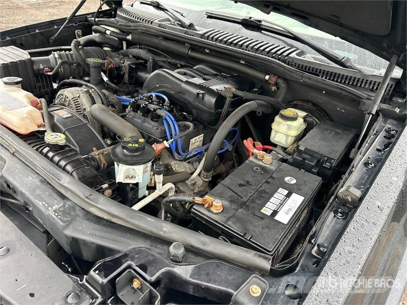 Ford Explorer سيارات