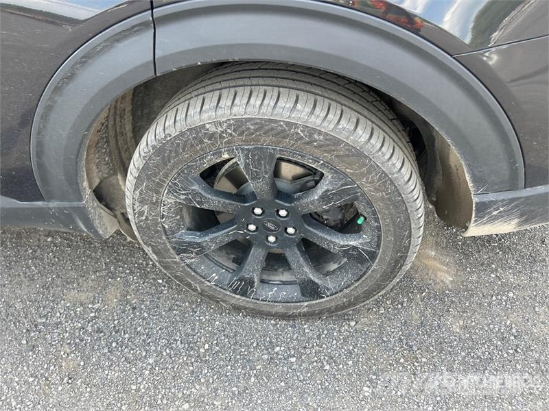 Ford Explorer Auto