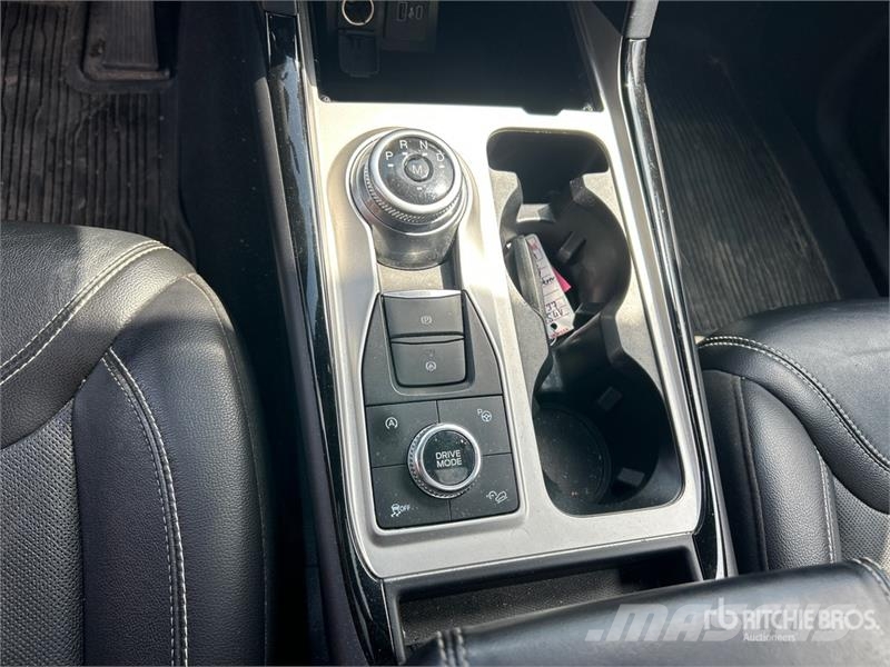 Ford Explorer Auto