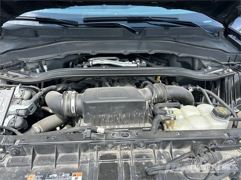 Ford Explorer Auto