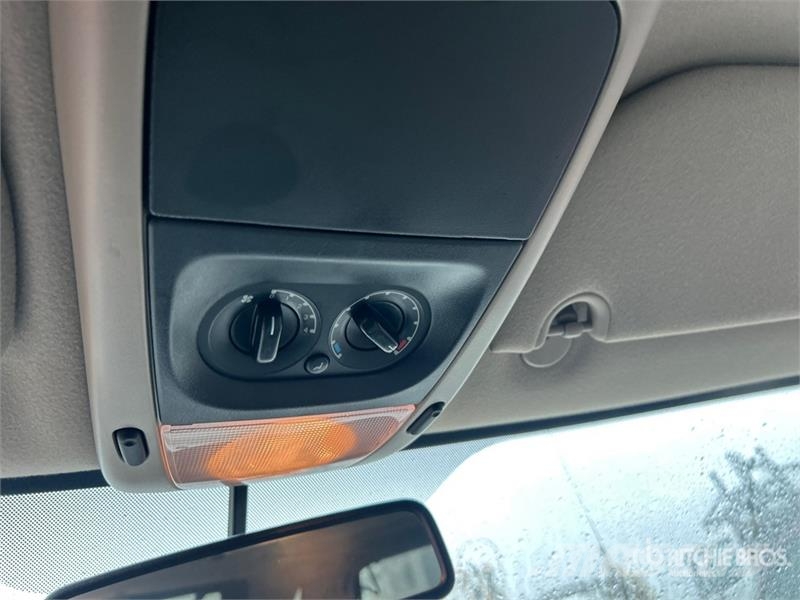 Ford Explorer سيارات