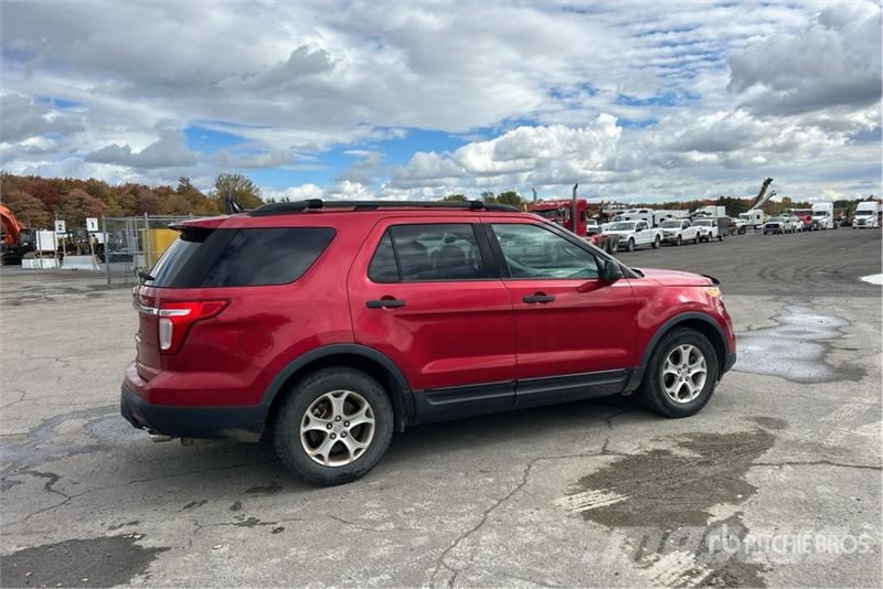 Ford Explorer Lengvieji automobiliai
