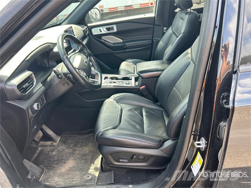 Ford Explorer Auto
