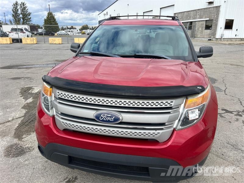 Ford Explorer Lengvieji automobiliai