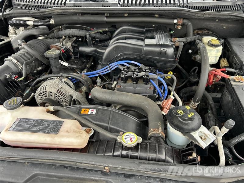 Ford Explorer سيارات