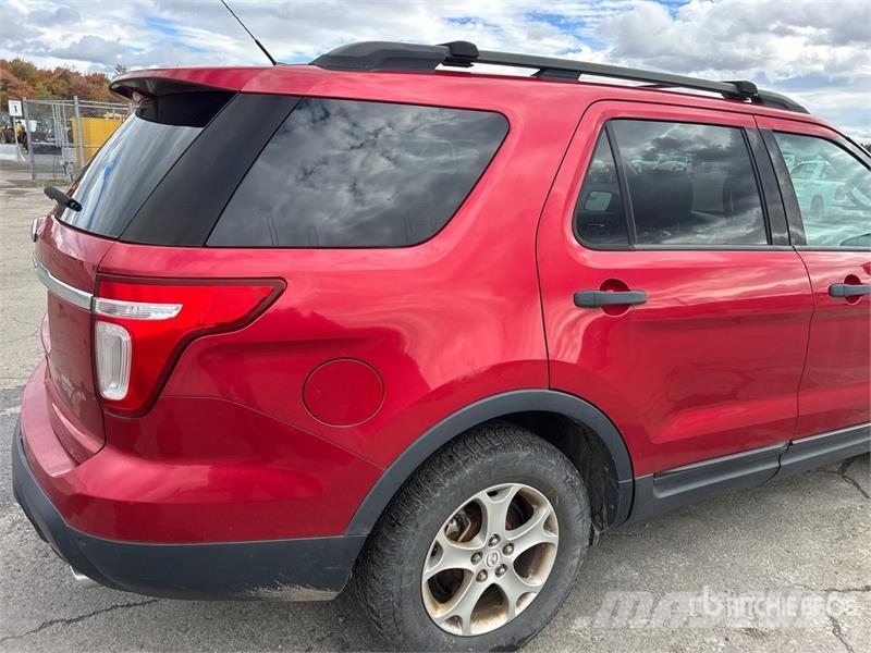 Ford Explorer Lengvieji automobiliai