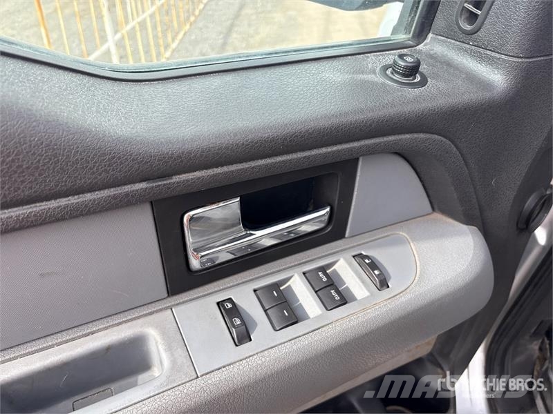 Ford F-150 4x2 Extended Cab Pickup Andre