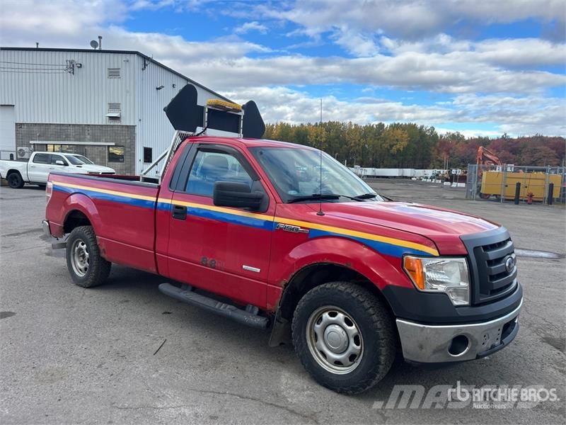 Ford F-150 4x2 Pickup Furgoni altro