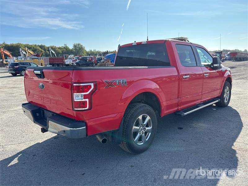 Ford F-150 4x4 Crew Cab Pickup Інше