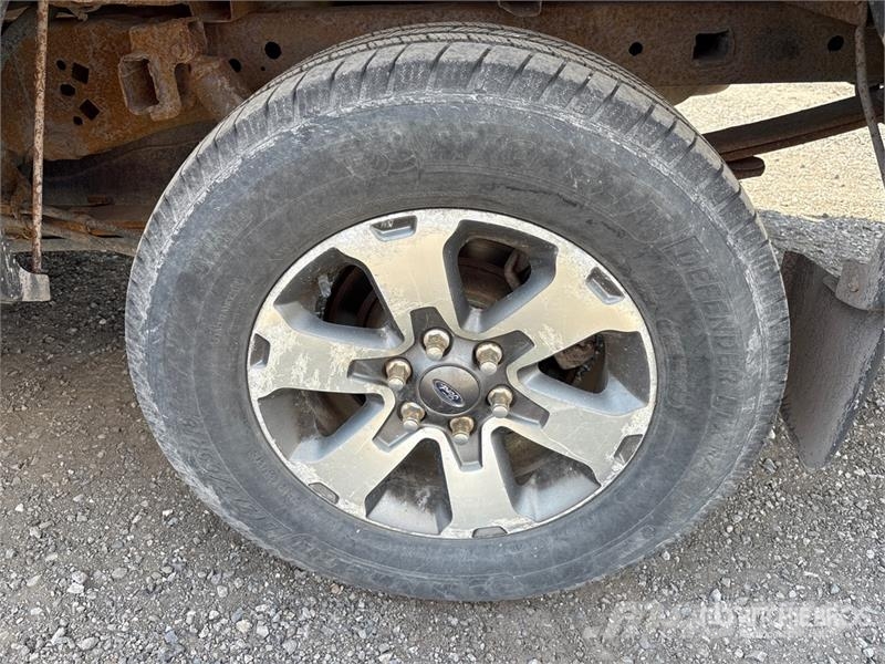Ford F-150 FX4 4x4 Crew Cab Pickup Άλλα Vans
