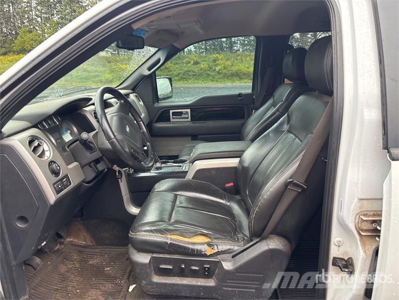 Ford F-150 FX4 4x4 Crew Cab Pickup أخرى