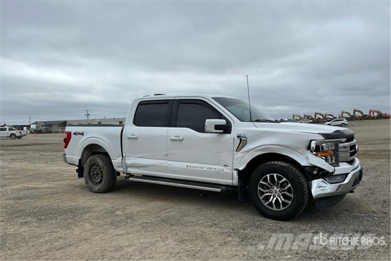 Ford F-150 Lariat 4x4 Crew Cab Pickup Otros