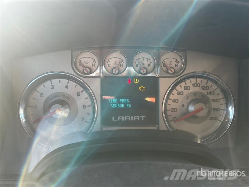 Ford F-150 Lariat 4x4 Crew Cab Pickup Ostalo