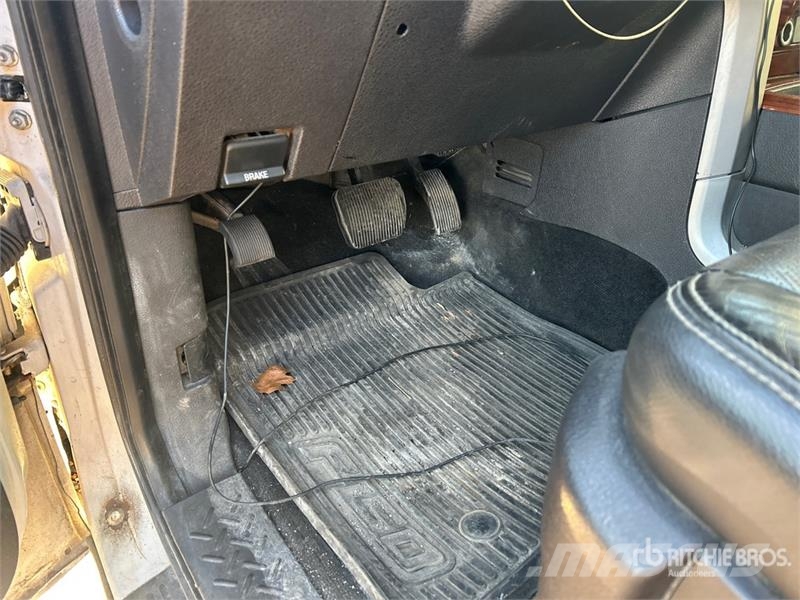 Ford F-150 Lariat 4x4 Crew Cab Pickup Ostalo