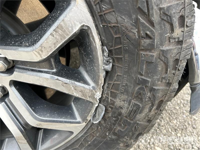 Ford F-150 Lariat 4x4 Crew Cab Pickup Otros
