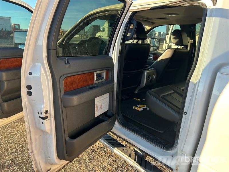 Ford F-150 Lariat 4x4 Crew Cab Pickup Ostalo