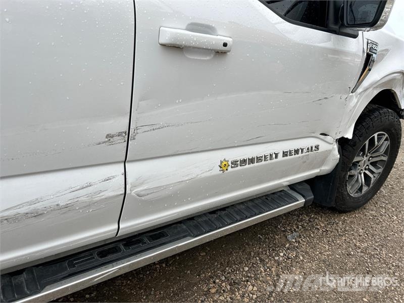 Ford F-150 Lariat 4x4 Crew Cab Pickup Ostalo