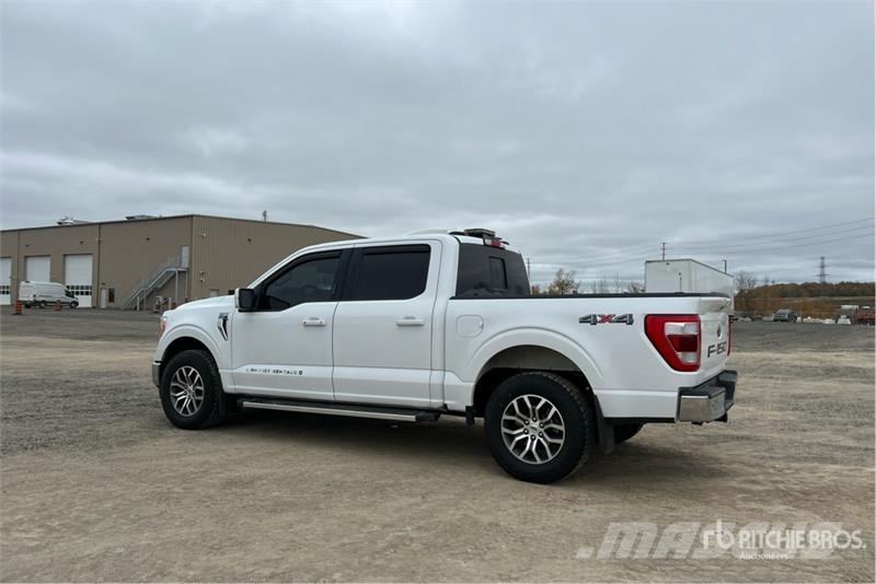 Ford F-150 Lariat 4x4 Crew Cab Pickup Otros